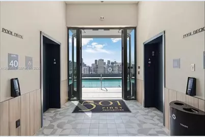 121 NE 5th St #1511, Miami, FL 33132 - Photo 5