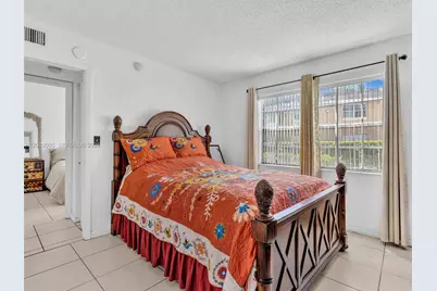 11492 NW 43rd St #11492, Coral Springs, FL 33065 - Photo 13