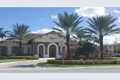 3375 W 90th Ter #3375, Hialeah, FL 33018 - Photo 15
