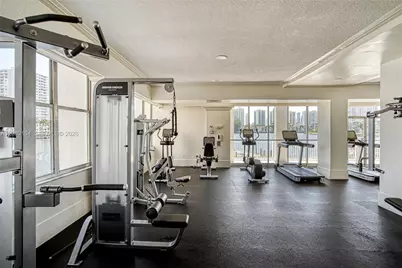 18021 Biscayne Blvd #1604, Aventura, FL 33160 - Photo 51