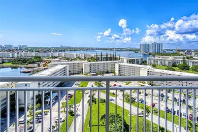 18021 Biscayne Blvd #1604, Aventura, FL 33160 - Photo 39