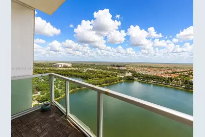 2681 N Flamingo Rd #2705S, Sunrise, FL 33323 - Photo 5