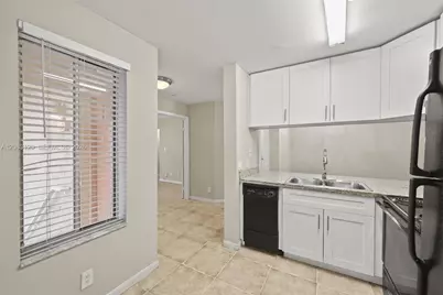 1076 Coral Club Dr #1076, Coral Springs, FL 33071 - Photo 3