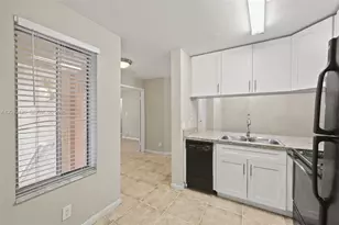 1076 Coral Club Dr, Coral Springs, FL 33071 - Photo 3