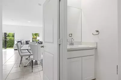 926 NW 3rd Ter #926, Pompano Beach, FL 33060 - Photo 13