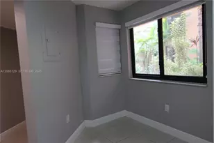 15495 N Miami Lakeway N, Miami Lakes, FL 33014 - Photo 5