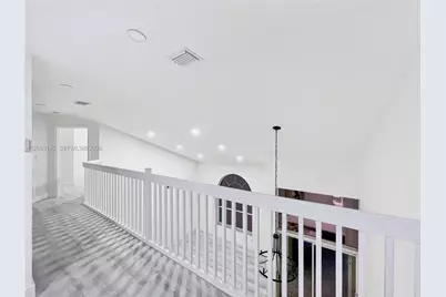 3215 N 36th Ave, Hollywood, FL 33021 - Photo 13