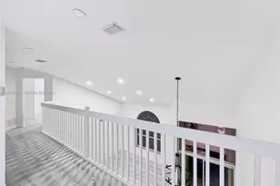 3215 N 36th Ave, Hollywood, FL 33021 - Photo 13
