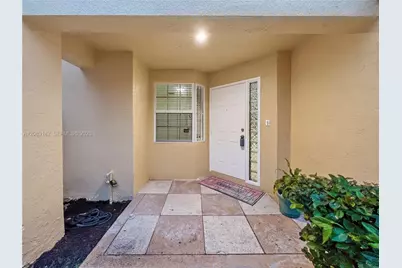 3215 N 36th Ave, Hollywood, FL 33021 - Photo 3