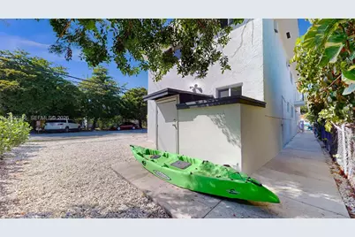3558 SW 26th St #3558, Miami, FL 33133 - Photo 17