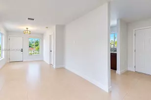 3558 SW 26th St, Miami, FL 33133 - Photo 11