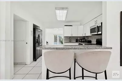 6445 SW 22nd St, Miramar, FL 33023 - Photo 9