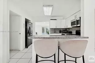 6445 SW 22nd St, Miramar, FL 33023 - Photo 9