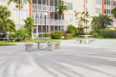 1780 NE 191st St #204-2, Miami, FL 33179 - Photo 5