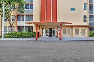 1780 NE 191st St, Miami, FL 33179 - Photo 29