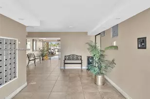 1780 NE 191st St, Miami, FL 33179 - Photo 7
