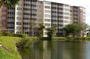 1780 NE 191st St, Miami, FL 33179 - Photo 3