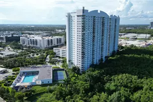 15051 Royal Oaks Ln, North Miami, FL 33181 - Photo 19