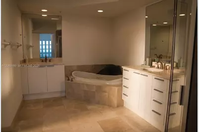 15051 Royal Oaks Ln #1104, North Miami, FL 33181 - Photo 13
