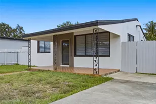 1260 NE 155th St, North Miami Beach, FL 33162 - Photo 3