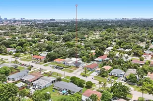 1260 NE 155th St, North Miami Beach, FL 33162 - Photo 33