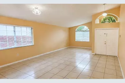 15339 SW 32nd Ter, Miami, FL 33185 - Photo 5