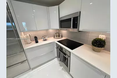 2301 Collins Ave #611, Miami Beach, FL 33139 - Photo 13