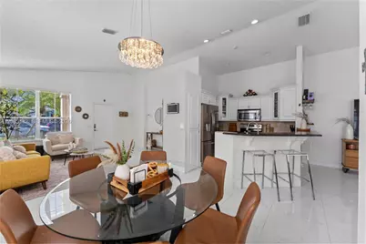840 Falling Water Rd #840, Weston, FL 33326 - Photo 7