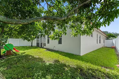 840 Falling Water Rd #840, Weston, FL 33326 - Photo 27