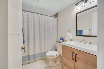 150 SW 134th Way #304R, Pembroke Pines, FL 33027 - Photo 11