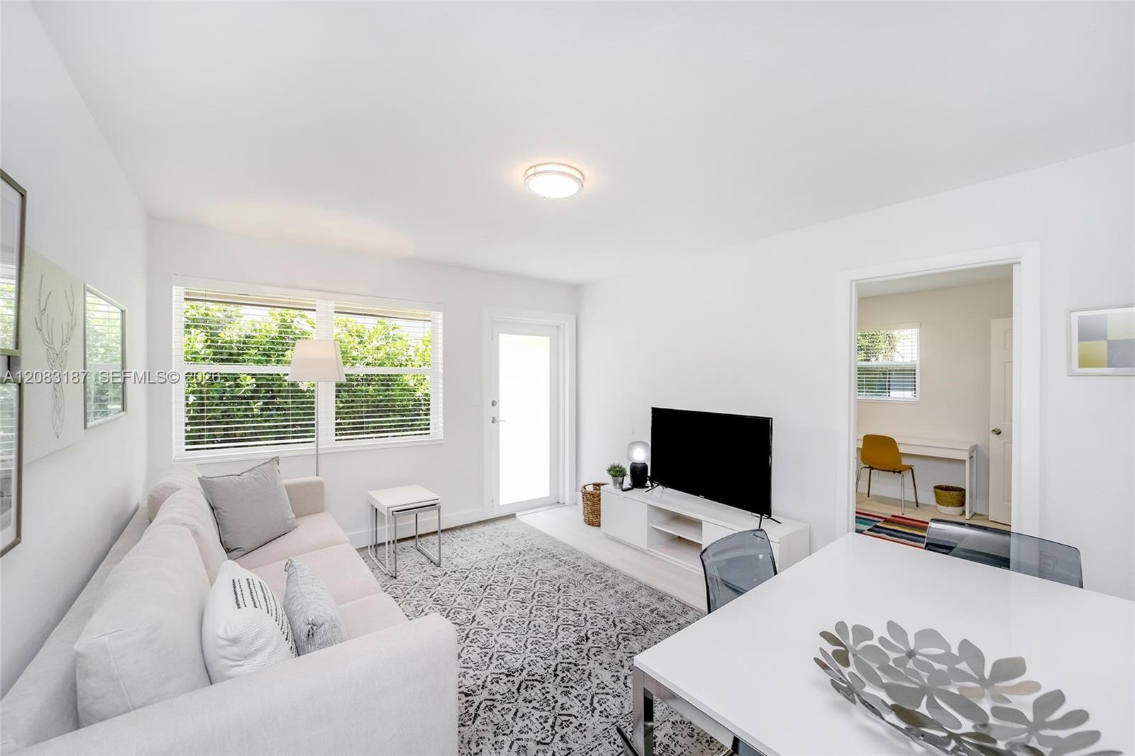 6210 SW 59th Pl #0 - 6210 SW 59th Pl #0, South Miami, FL 33143 Luxury Property | Jose Angel Pina