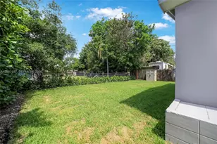 6210 SW 59th Pl, South Miami, FL 33143 - Photo 17