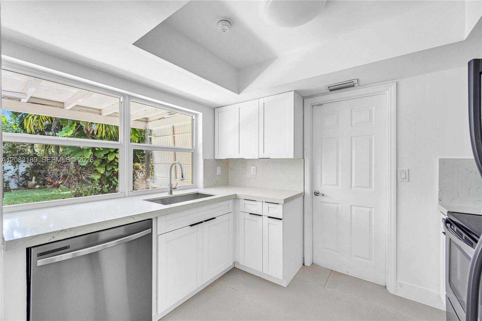 7408 NW 58th St - 7408 NW 58th St, Tamarac, FL 33321 Luxury Property | Jose Angel Pina