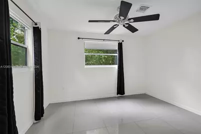 18 NW 45th St #B, Miami, FL 33127 - Photo 15