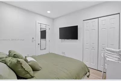 2422 NW 11th St #1, Miami, FL 33125 - Photo 9