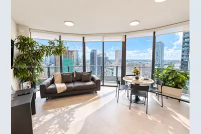 121 NE 5th St #2905, Miami, FL 33132 - Photo 1