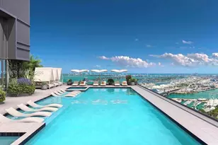 121 NE 5th St, Miami, FL 33132 - Photo 1