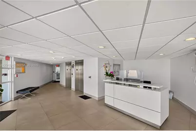 11930 N Bayshore Dr #1405, North Miami, FL 33181 - Photo 59