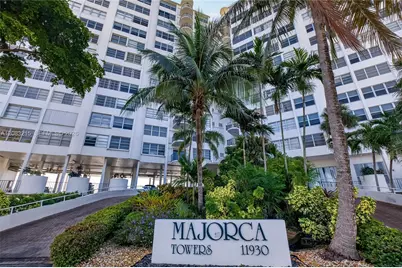 11930 N Bayshore Dr #1405, North Miami, FL 33181 - Photo 17
