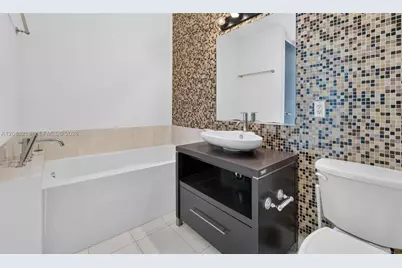 480 NE 30th St #2201, Miami, FL 33137 - Photo 13