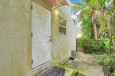 18 NW 45th St #A, Miami, FL 33127 - Photo 21