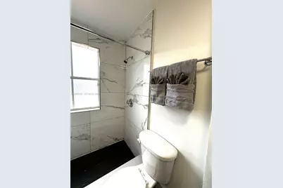 8224 SW 163rd Ct, Miami, FL 33193 - Photo 21