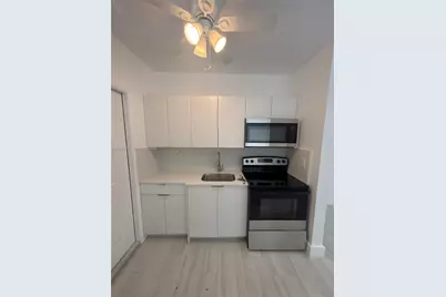 671 SW 7th St #1, Miami, FL 33130 - Photo 5