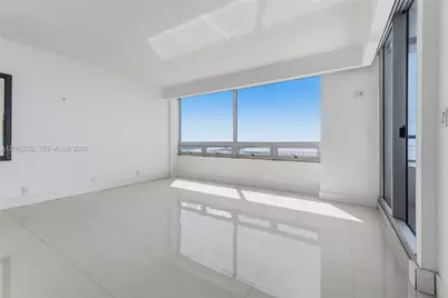 1541 Brickell Ave #B3403, Miami, FL 33129 - Photo 27