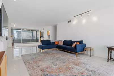 1541 Brickell Ave #B3403, Miami, FL 33129 - Photo 3