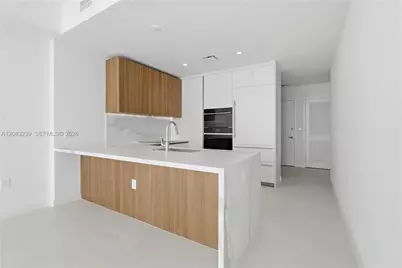1400 Biscayne Blvd #2104, Miami, FL 33132 - Photo 7