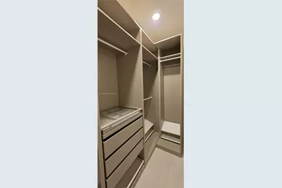 1400 Biscayne Blvd #2104, Miami, FL 33132 - Photo 15