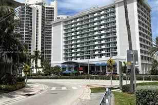 19201 Collins Ave, Sunny Isles Beach, FL 33160 - Photo 19