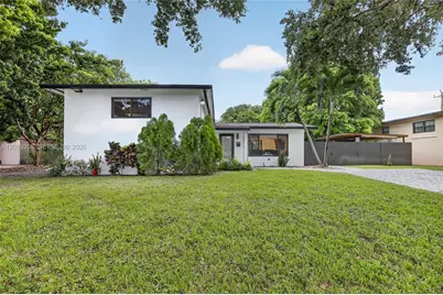 20310 NE 14th Ave, Miami, FL 33179 - Photo 35