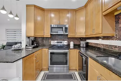 20310 NE 14th Ave, Miami, FL 33179 - Photo 7